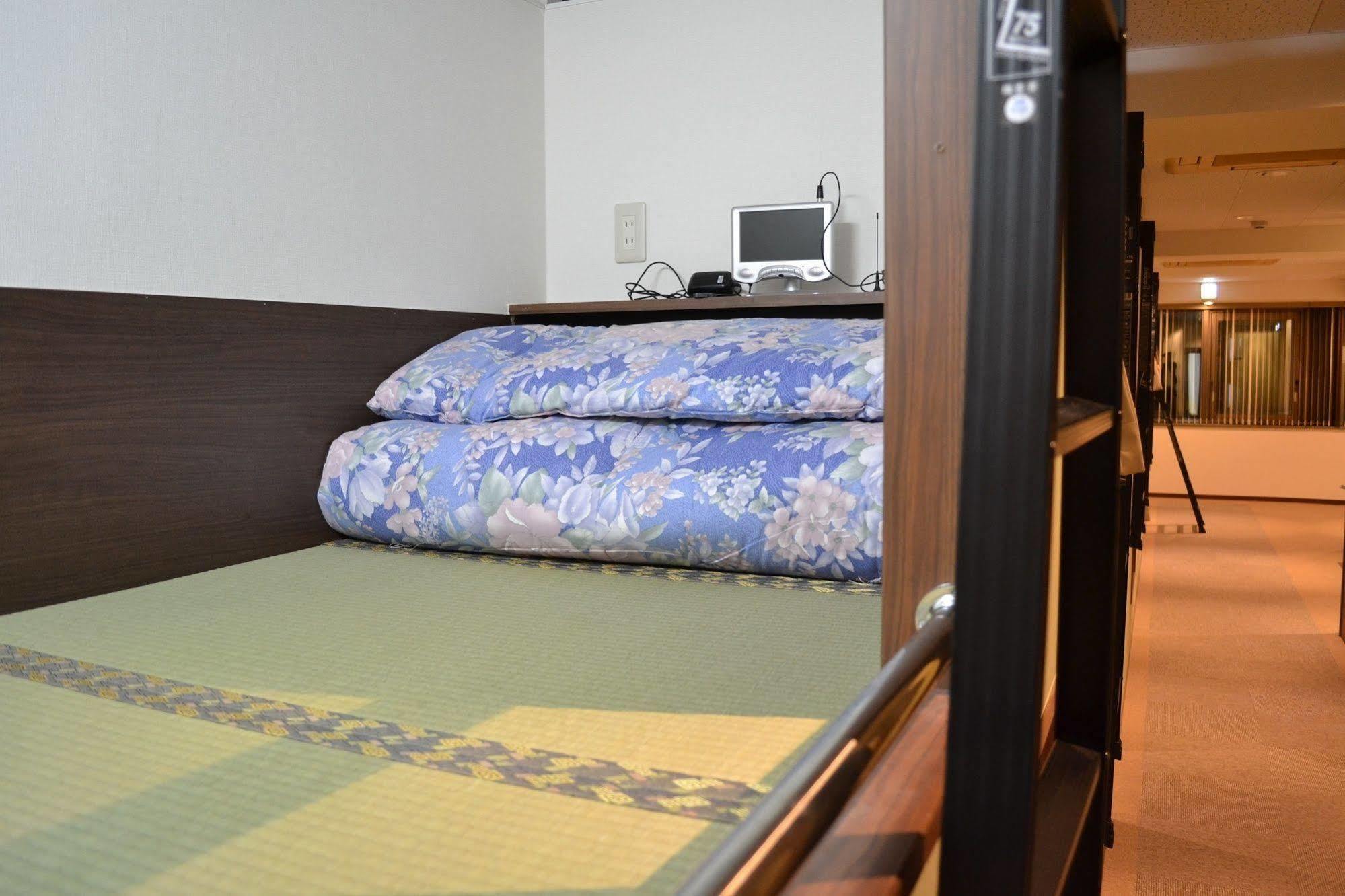 1 Night 1980 Hostel Tokyo Asakusa Simple Stay Exterior photo